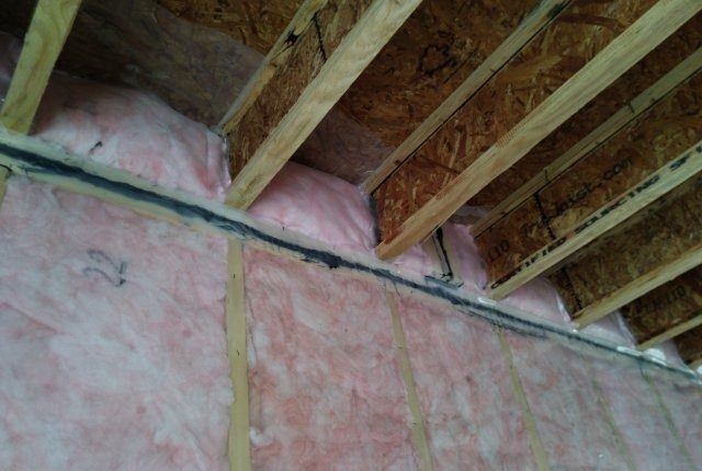 Conger Insulation expertly installs fibreglass batt insulation